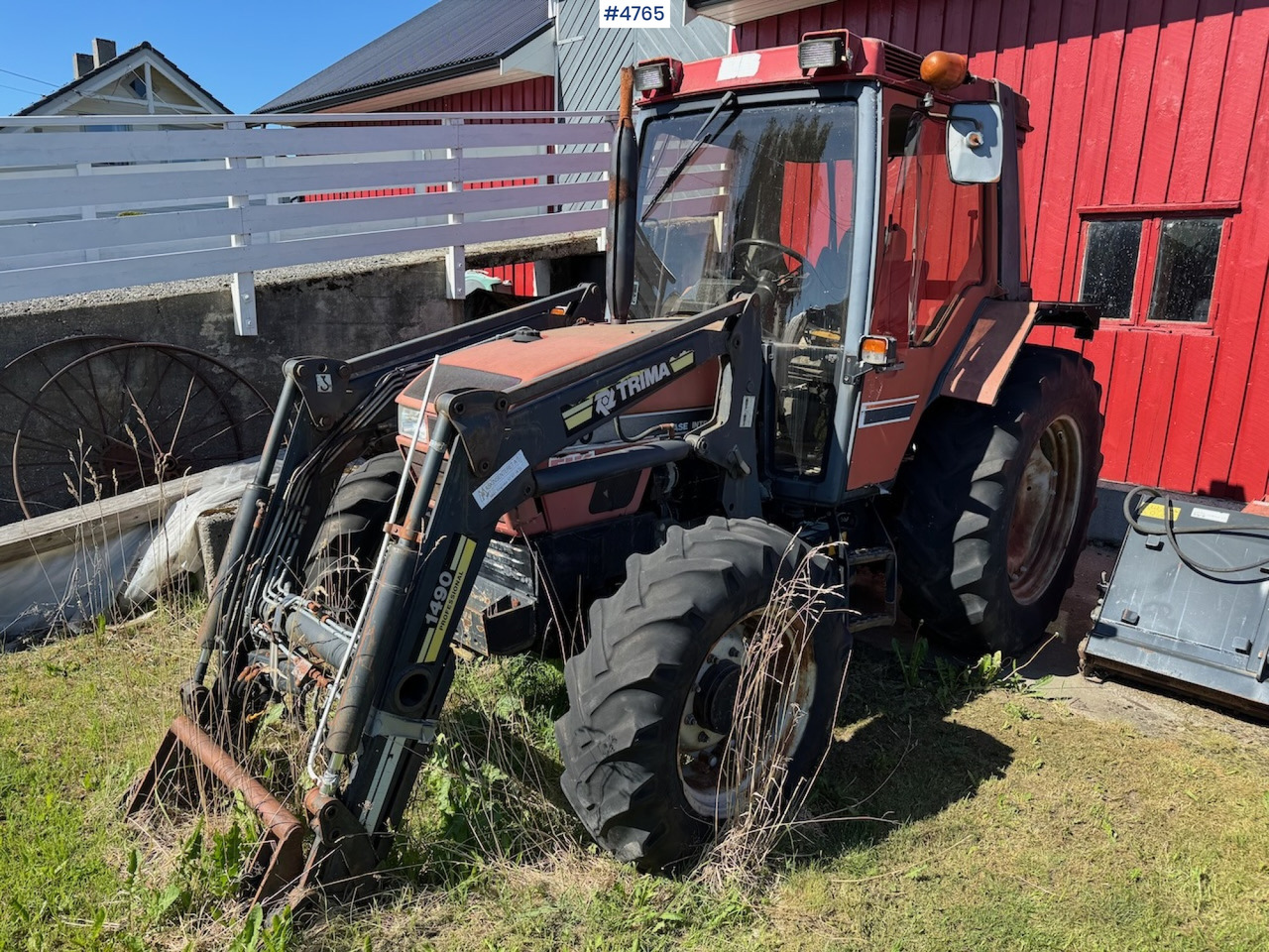 1995 Case International 4230 w/front loader. - Traktor: slika 2 1995 Case International 4230 w/front loader. - Traktor: slika 2