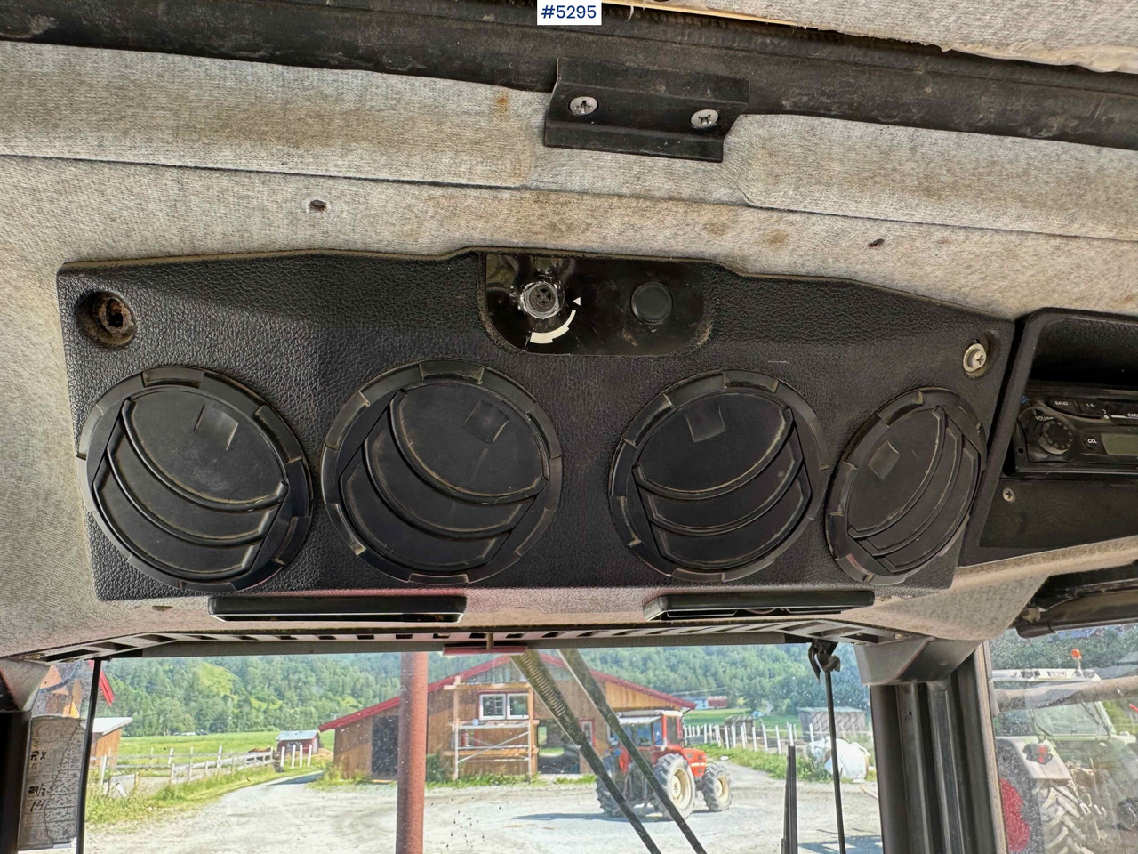 Traktor 1995 SAME Antares tractor w/ front loader. WATCH VIDEO!: slika 19 Traktor 1995 SAME Antares tractor w/ front loader. WATCH VIDEO!: slika 19