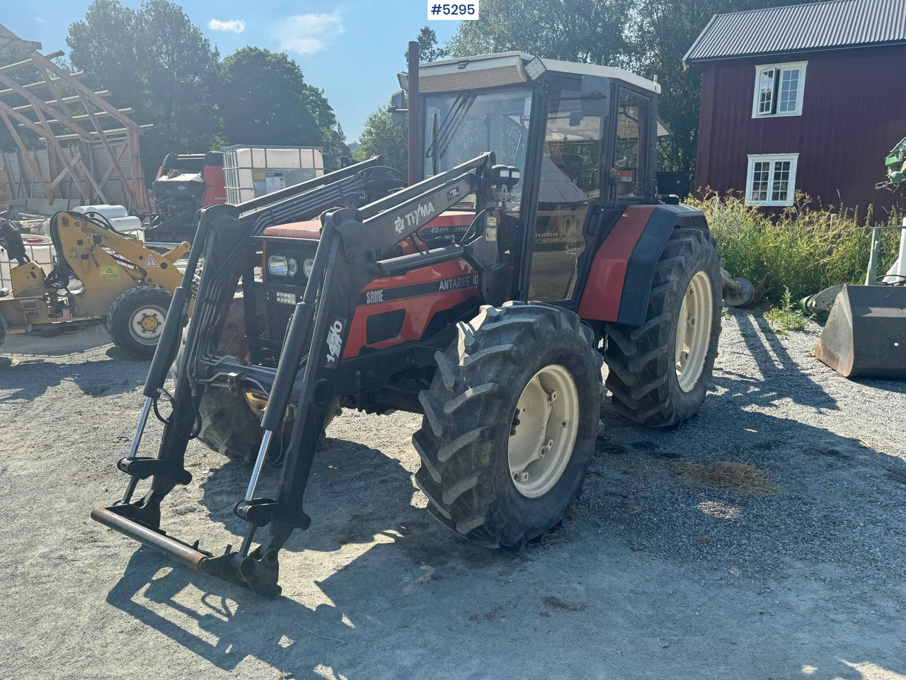 1995 SAME Antares tractor w/ front loader. WATCH VIDEO! - Traktor: slika 3 1995 SAME Antares tractor w/ front loader. WATCH VIDEO! - Traktor: slika 3