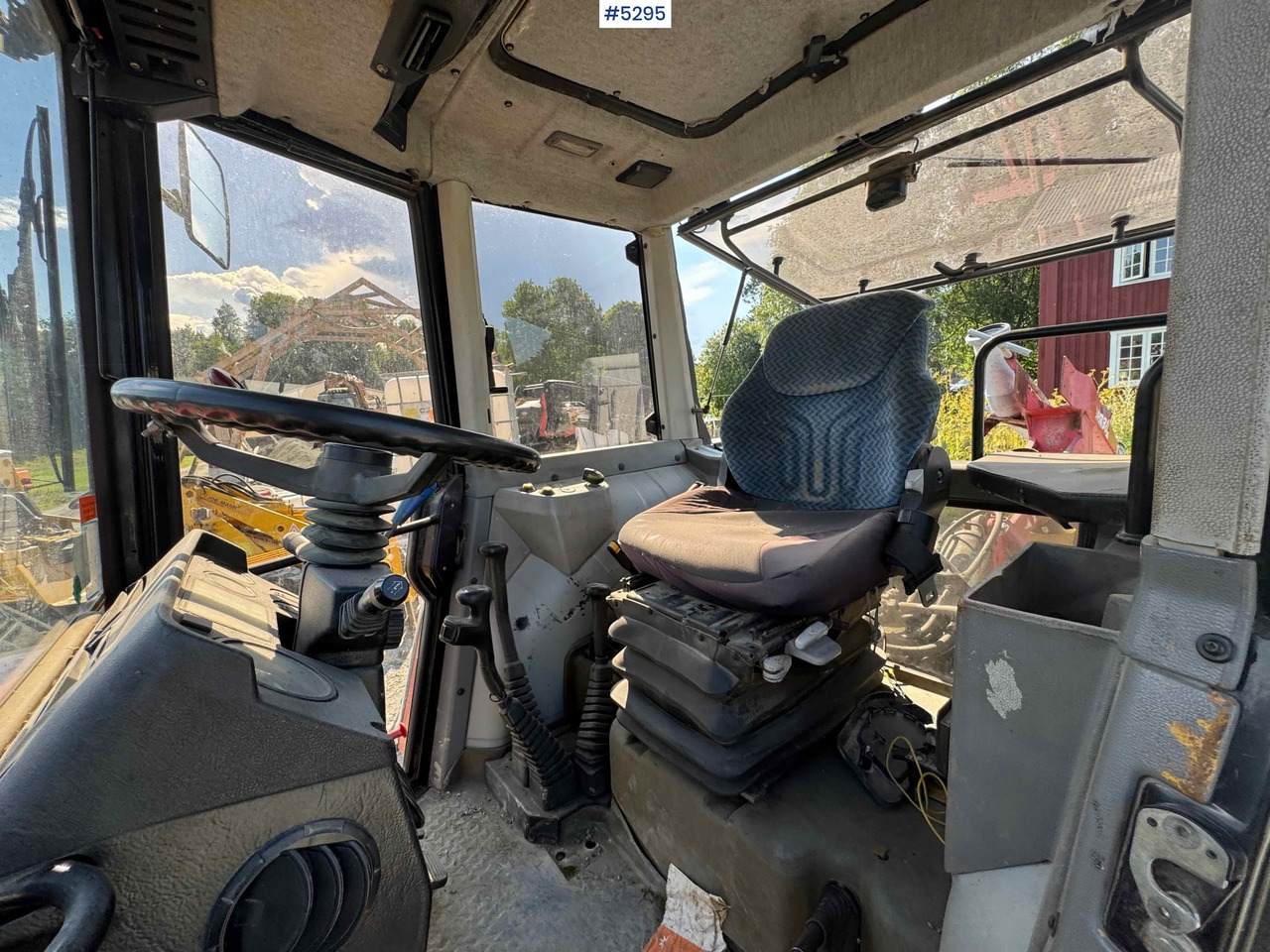 Traktor 1995 SAME Antares tractor w/ front loader. WATCH VIDEO!: slika 17 Traktor 1995 SAME Antares tractor w/ front loader. WATCH VIDEO!: slika 17