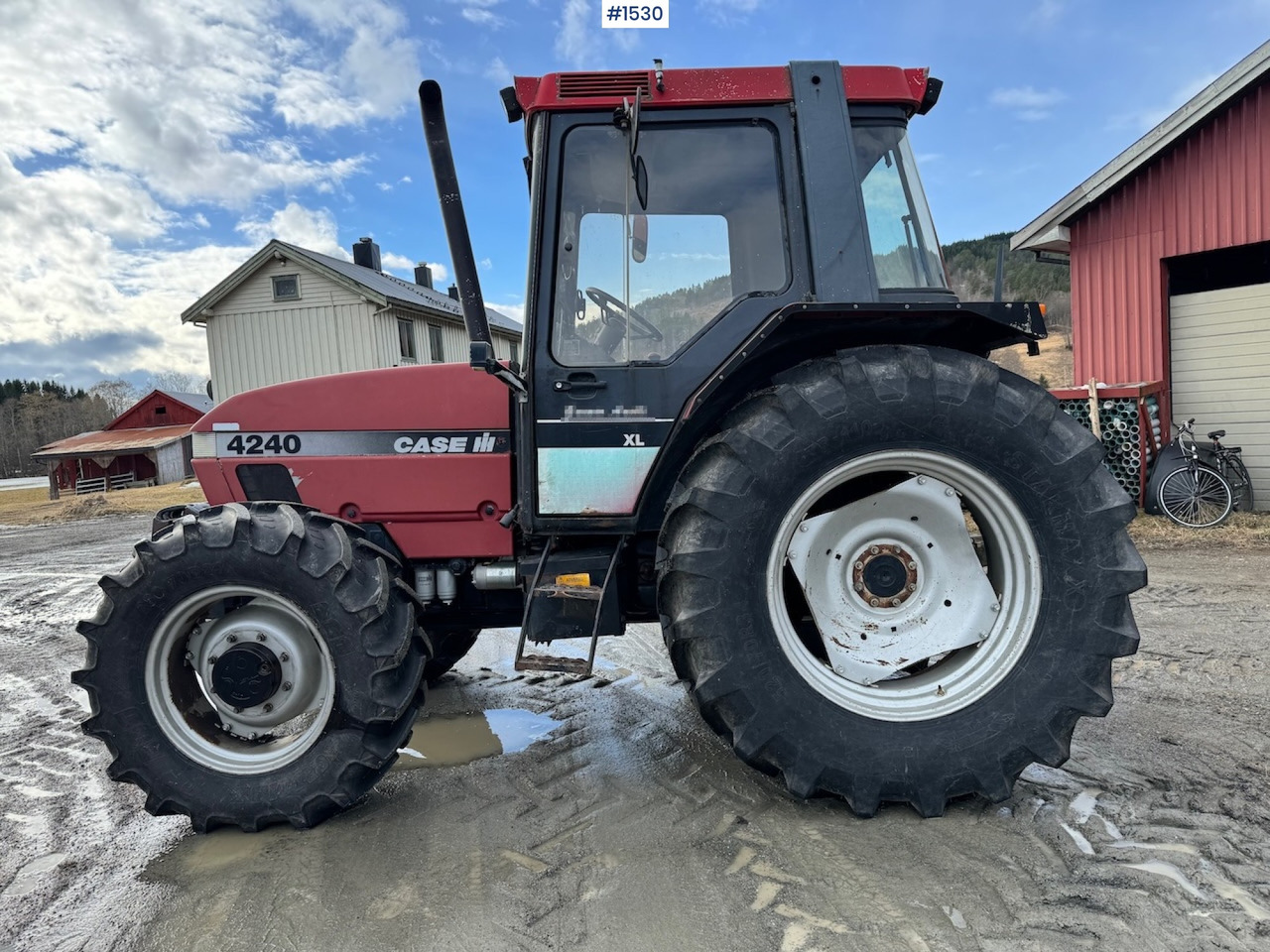 1996 Case CASE IH 4240 XL - Traktor: slika 4 1996 Case CASE IH 4240 XL - Traktor: slika 4