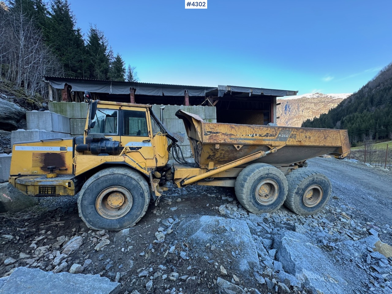 1996 Volvo A25C 6x6 - Zglobni demper: slika 1 1996 Volvo A25C 6x6 - Zglobni demper: slika 1
