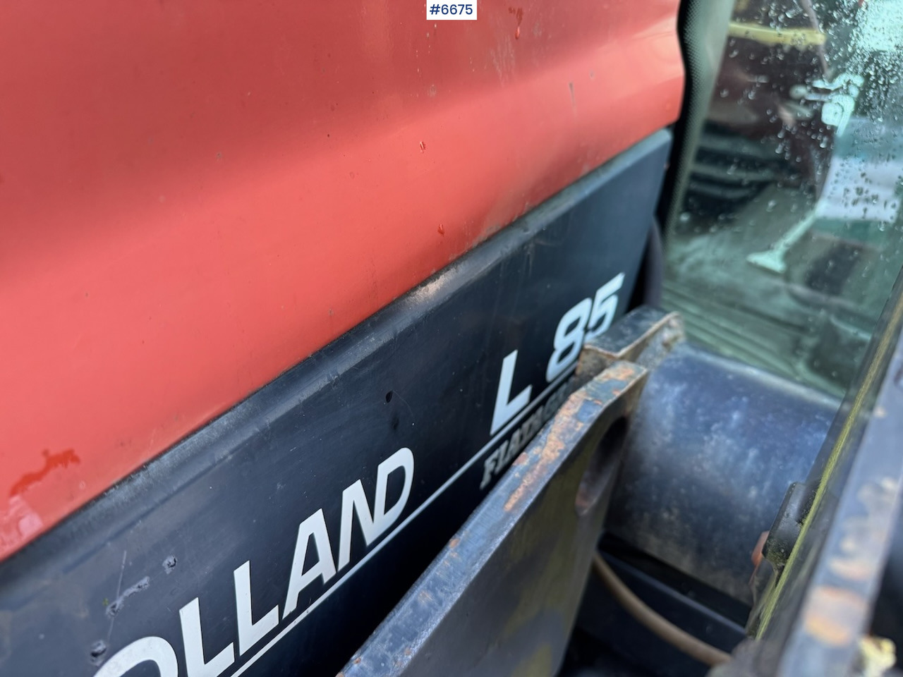 1997 New Holland L 85 w/ front loader. - Traktor: slika 3 1997 New Holland L 85 w/ front loader. - Traktor: slika 3