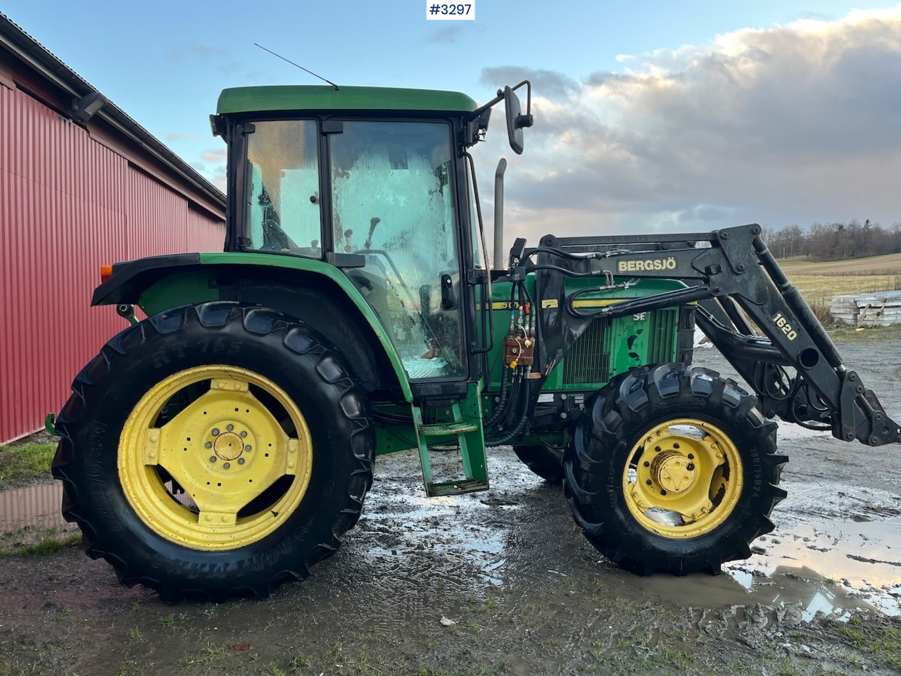 1999 John Deere 6210 SE with Front Loader - Traktor: slika 5 1999 John Deere 6210 SE with Front Loader - Traktor: slika 5