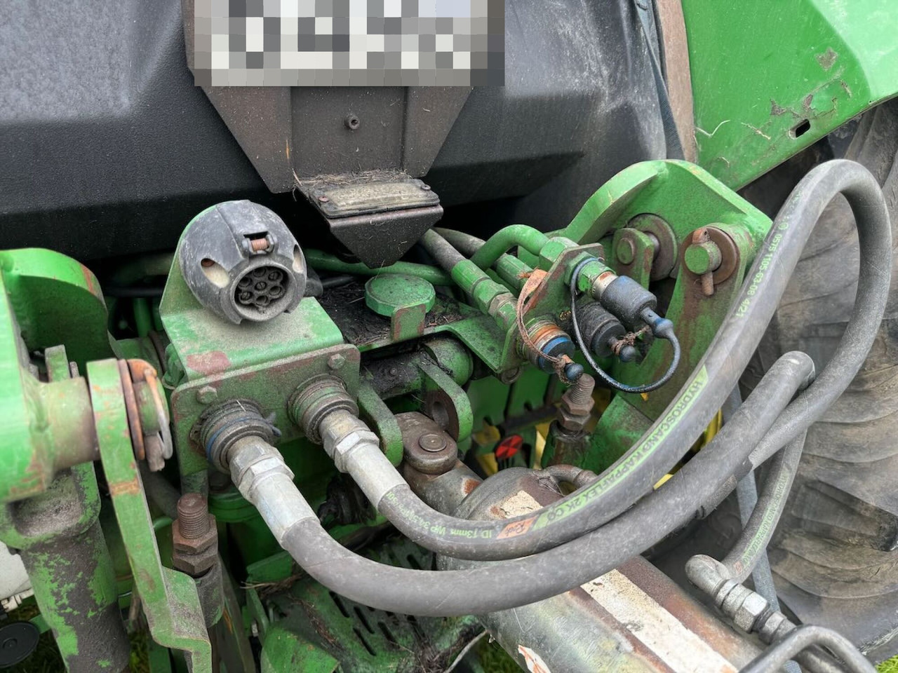 Traktor 2001 John Deere 5500: slika 9