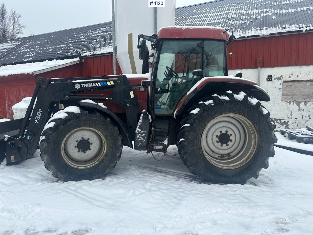 2002 CASE MX 135 MAXXUM 4x4 tractor with front loader. - Traktor: slika 2 2002 CASE MX 135 MAXXUM 4x4 tractor with front loader. - Traktor: slika 2