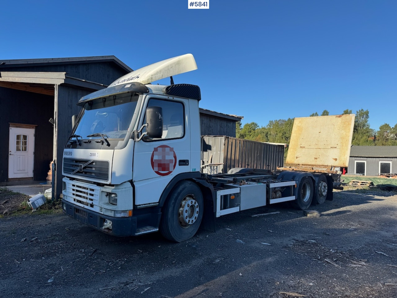 2002 Volvo FM 6x2. - Kontejnerski tovornjak/ Tovornjak z zamenljivim tovoriščem: slika 1 2002 Volvo FM 6x2. - Kontejnerski tovornjak/ Tovornjak z zamenljivim tovoriščem: slika 1