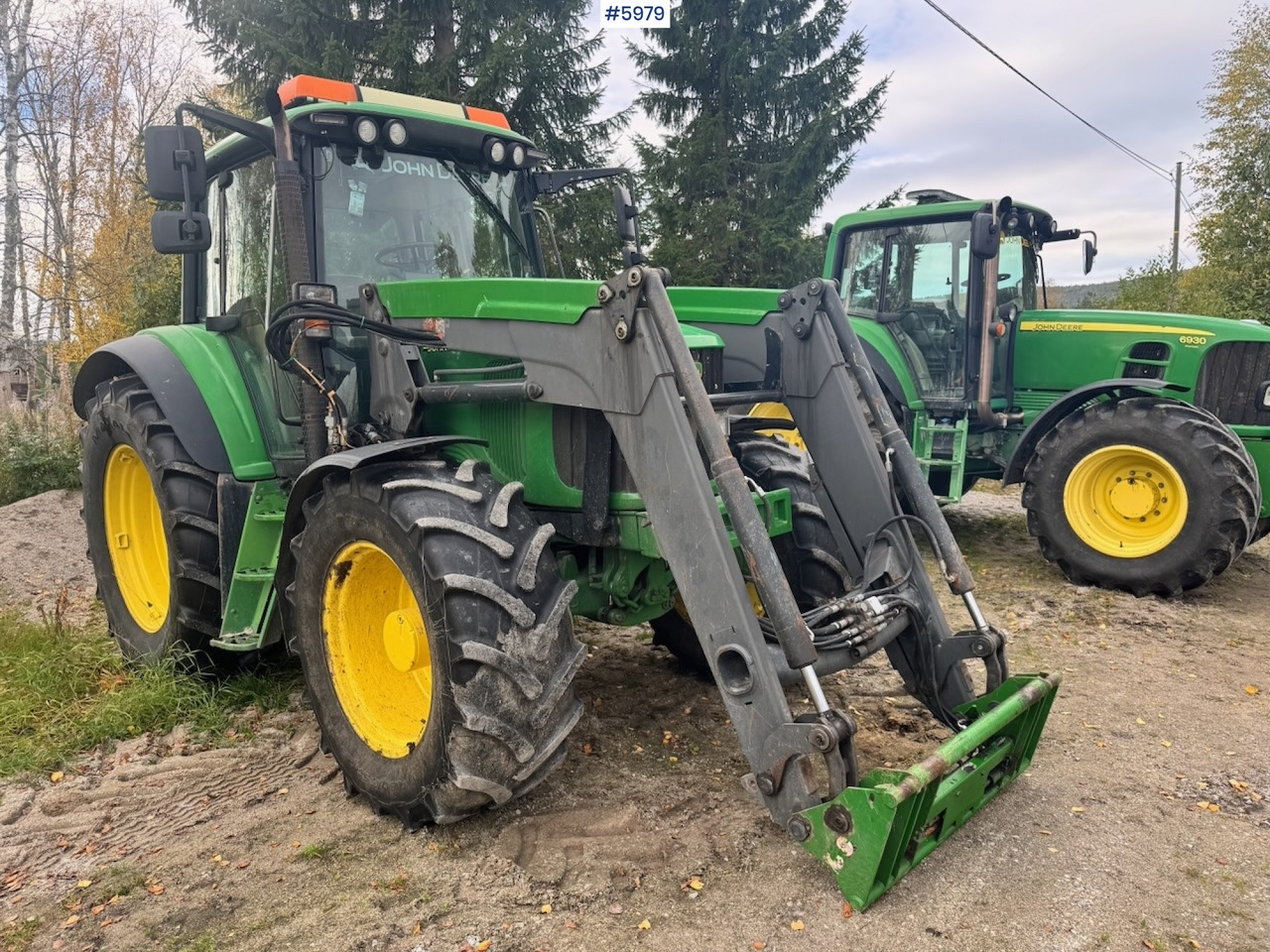 2005 John Deere 6420 with Front Loader - Traktor: slika 1 2005 John Deere 6420 with Front Loader - Traktor: slika 1