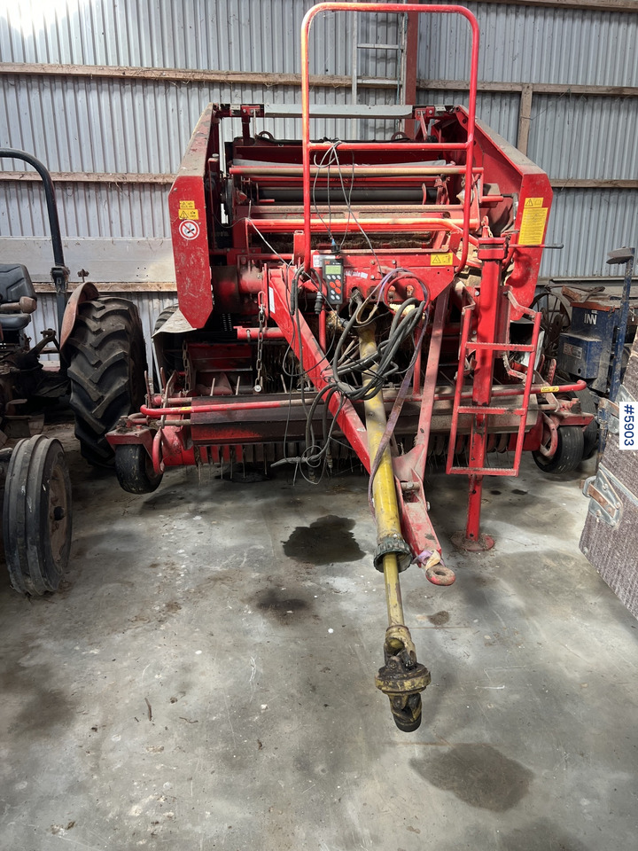 2005 Welger RP 235 press w/ net - Oprema za obračalnike: slika 2 2005 Welger RP 235 press w/ net - Oprema za obračalnike: slika 2