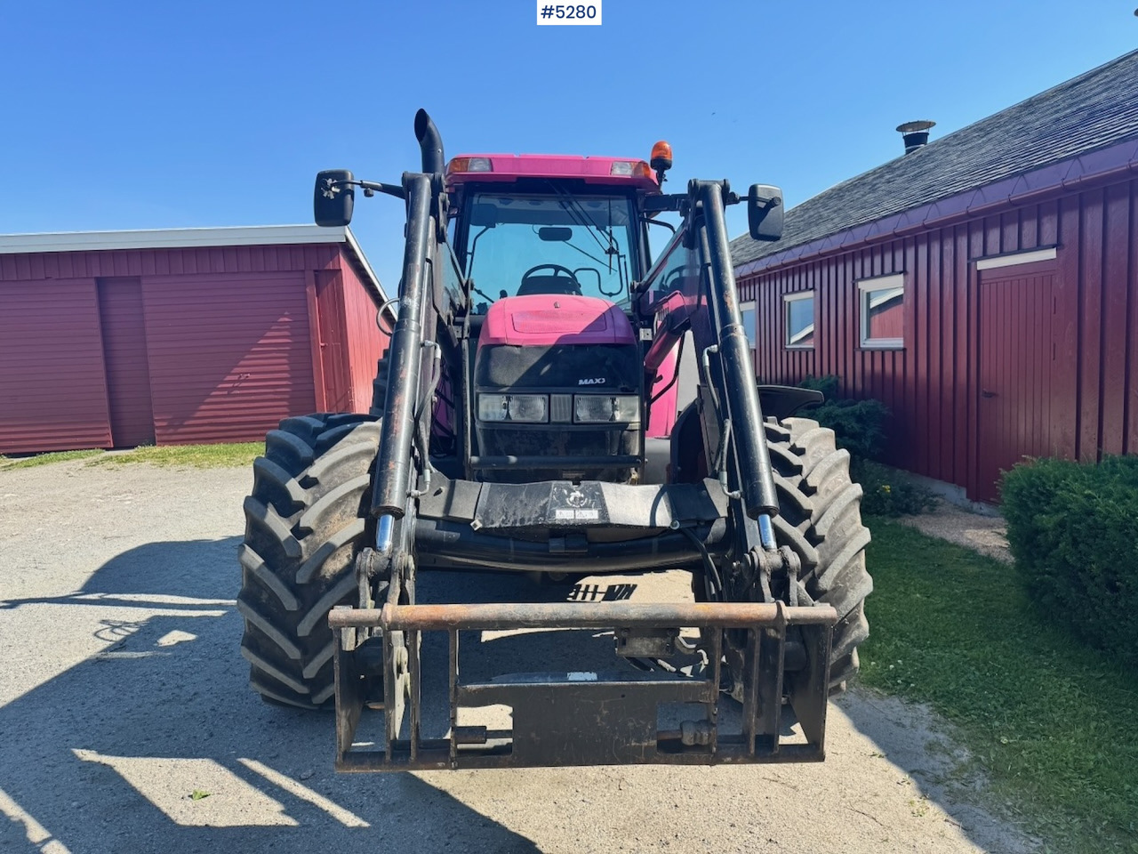 2006 Case MXM120 4x4 with front loader - Traktor: slika 4 2006 Case MXM120 4x4 with front loader - Traktor: slika 4