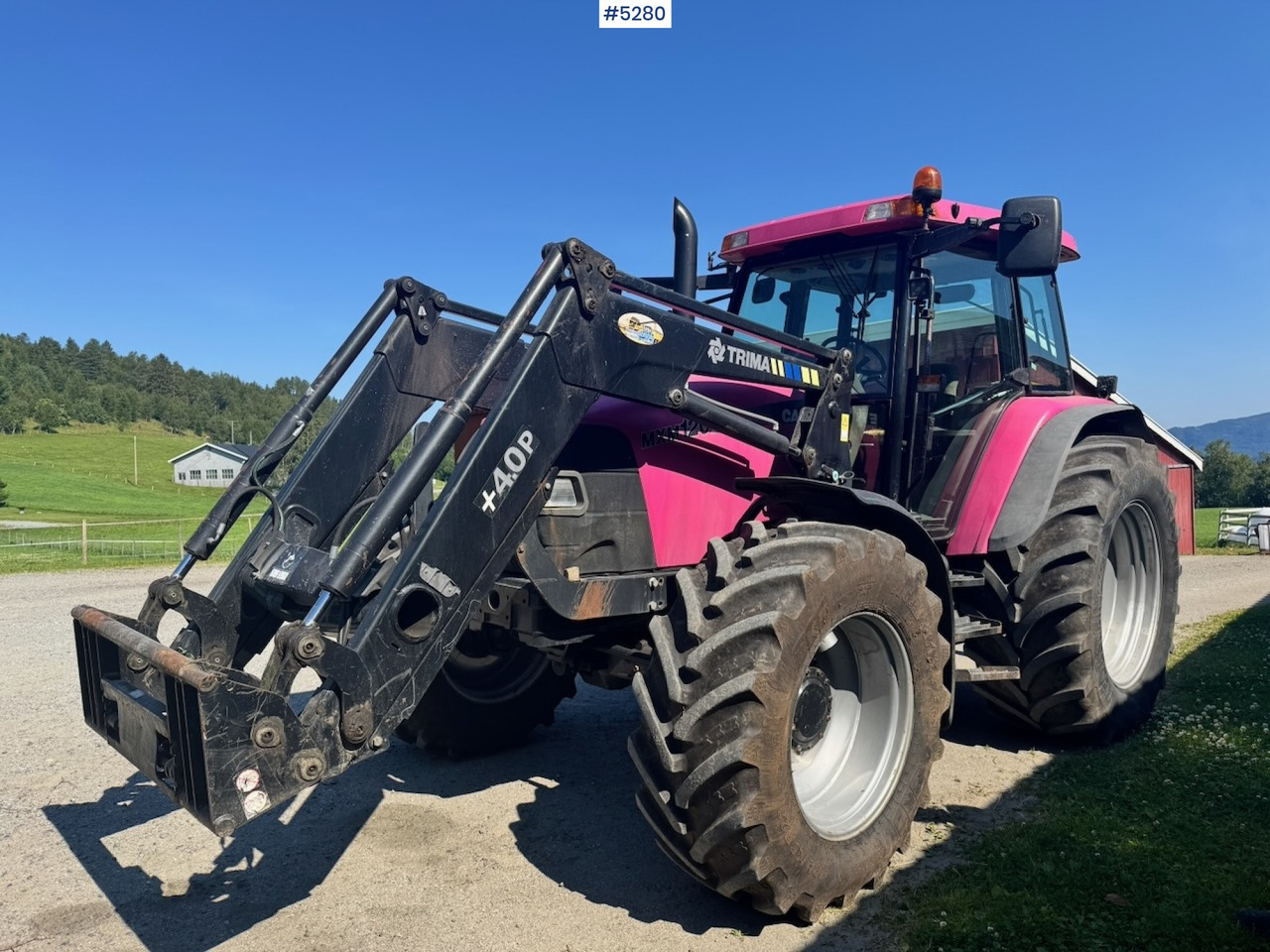 2006 Case MXM120 4x4 with front loader - Traktor: slika 1 2006 Case MXM120 4x4 with front loader - Traktor: slika 1