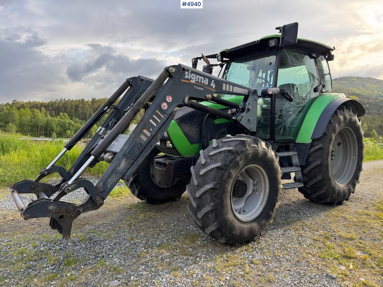 2006 Deutz-Fahr Agrotron K90 w/front loader. - Traktor: slika 2 2006 Deutz-Fahr Agrotron K90 w/front loader. - Traktor: slika 2