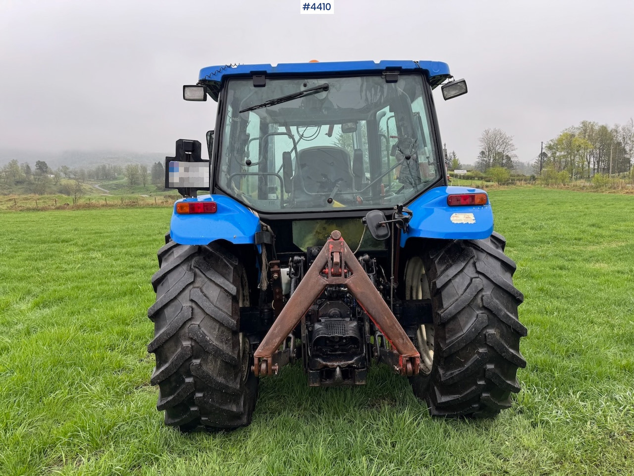 Traktor 2006 New Holland TL100 A w/Front Loader.: slika 16