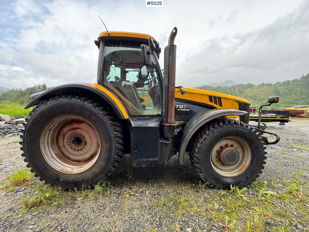 2008 JCB Fastrac 7230 P-Tronic w/Front hydraulics and PTO. - Traktor: slika 2 2008 JCB Fastrac 7230 P-Tronic w/Front hydraulics and PTO. - Traktor: slika 2