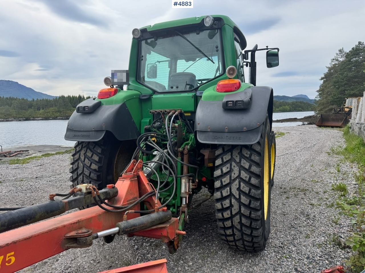 2010 John Deere 6430 w/ Front Hydraulics and Front PTO. 2910 hours! - Traktor: slika 5 2010 John Deere 6430 w/ Front Hydraulics and Front PTO. 2910 hours! - Traktor: slika 5