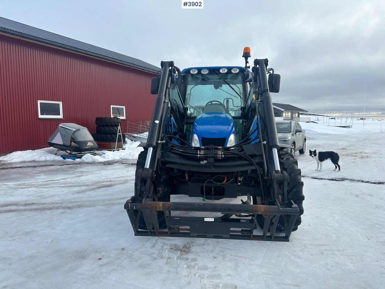 2011 New Holland T5070 4x4 m/ frontlaster - Traktor: slika 4 2011 New Holland T5070 4x4 m/ frontlaster - Traktor: slika 4