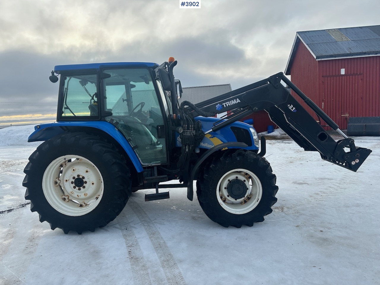 2011 New Holland T5070 4x4 m/ frontlaster - Traktor: slika 5 2011 New Holland T5070 4x4 m/ frontlaster - Traktor: slika 5