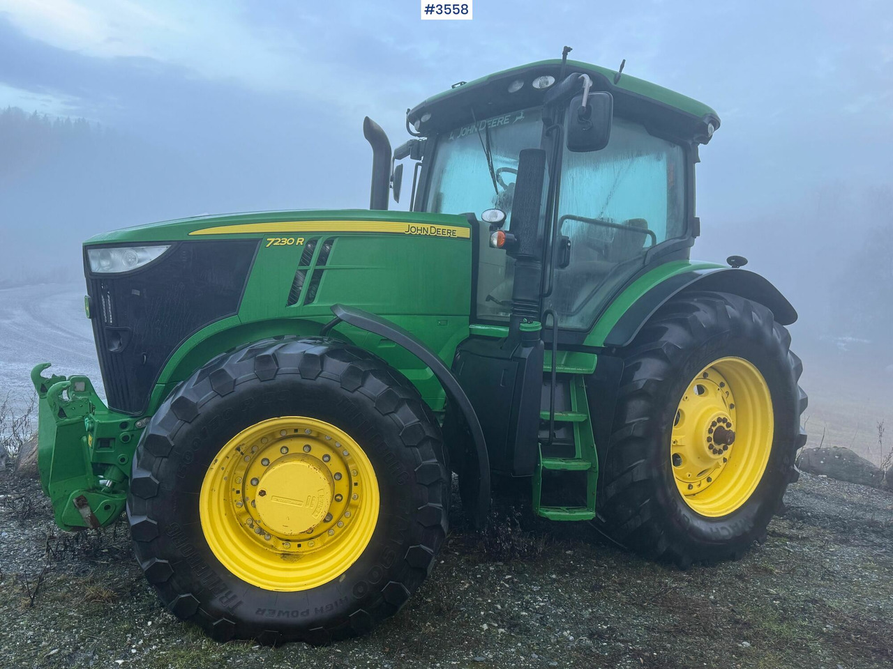 2012 John Deere 7230R w/ GPS and 3 hydraulic outlets! - Traktor: slika 1 2012 John Deere 7230R w/ GPS and 3 hydraulic outlets! - Traktor: slika 1