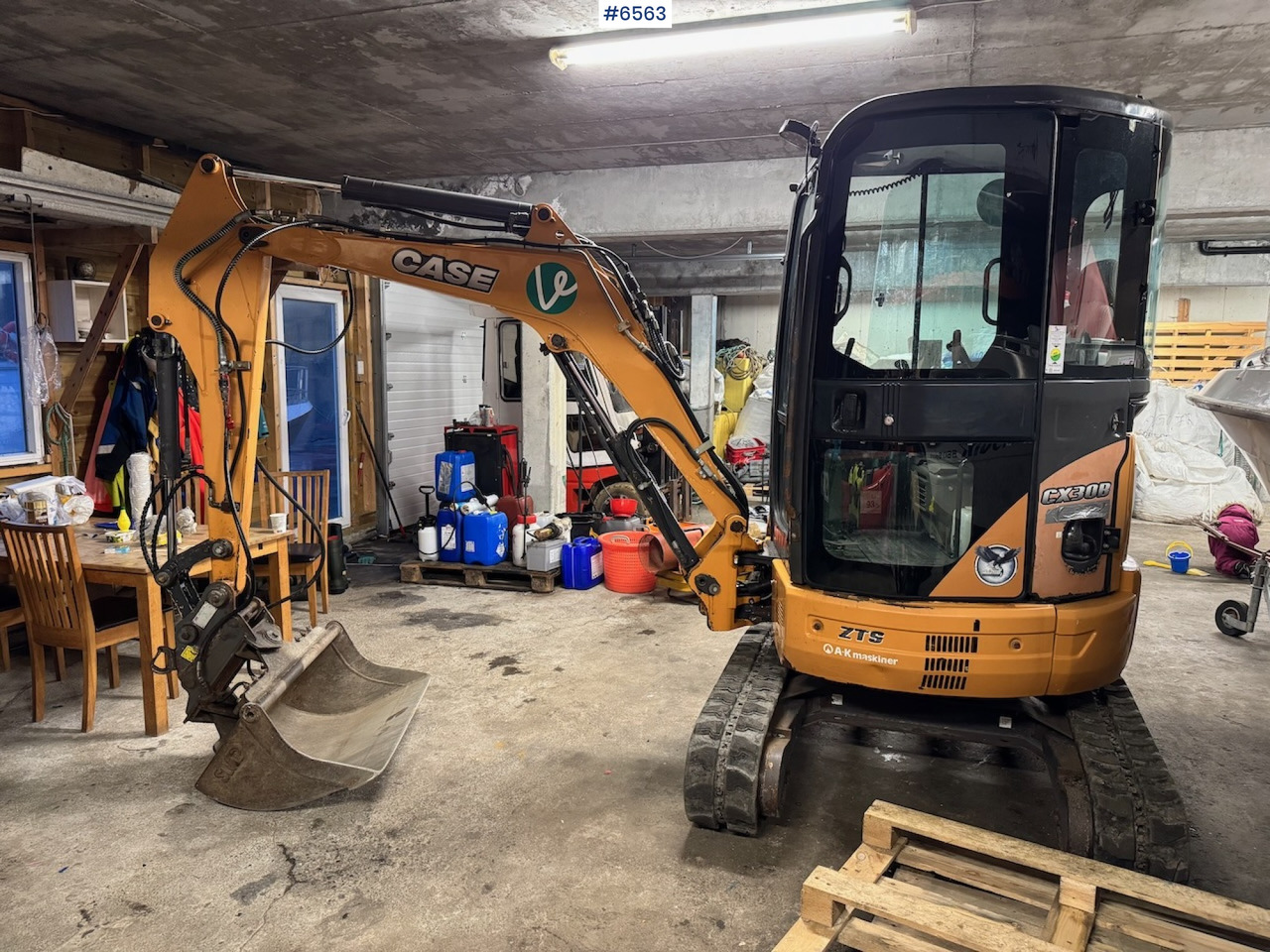 2014 Case CX 30B S2 ZTS w/ 3 buckets, grapple and trailer. - Mini bager: slika 3 2014 Case CX 30B S2 ZTS w/ 3 buckets, grapple and trailer. - Mini bager: slika 3