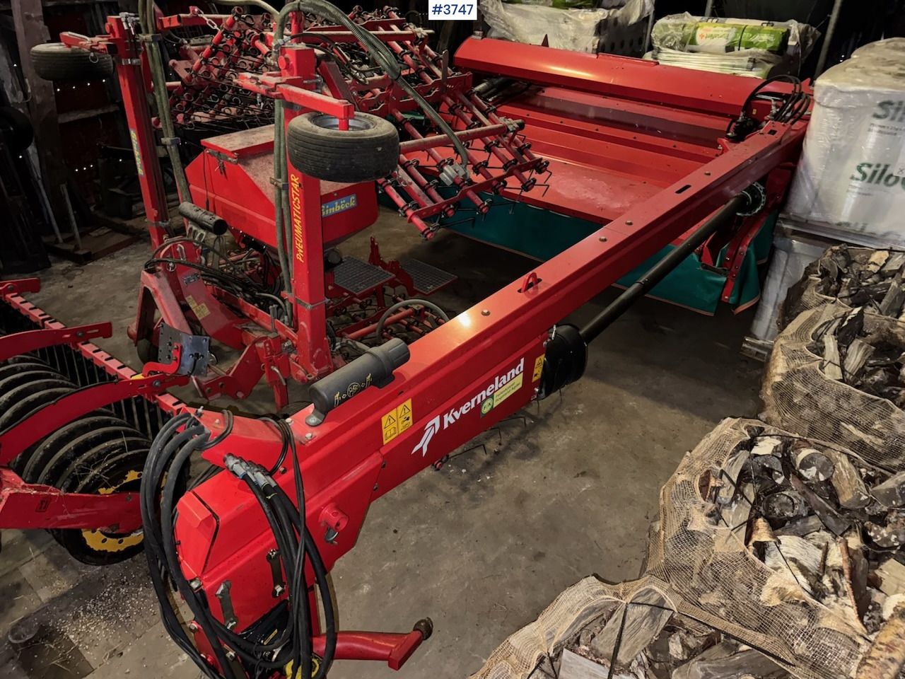 2017 Kverneland 4332LT Trailed mower. - Oprema za obračalnike: slika 1 2017 Kverneland 4332LT Trailed mower. - Oprema za obračalnike: slika 1