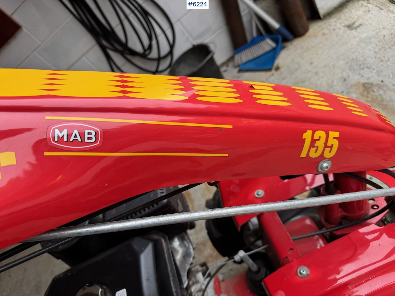 Oprema za obračalnike 2017 MAB 135 Two-wheel mower: slika 7 Oprema za obračalnike 2017 MAB 135 Two-wheel mower: slika 7