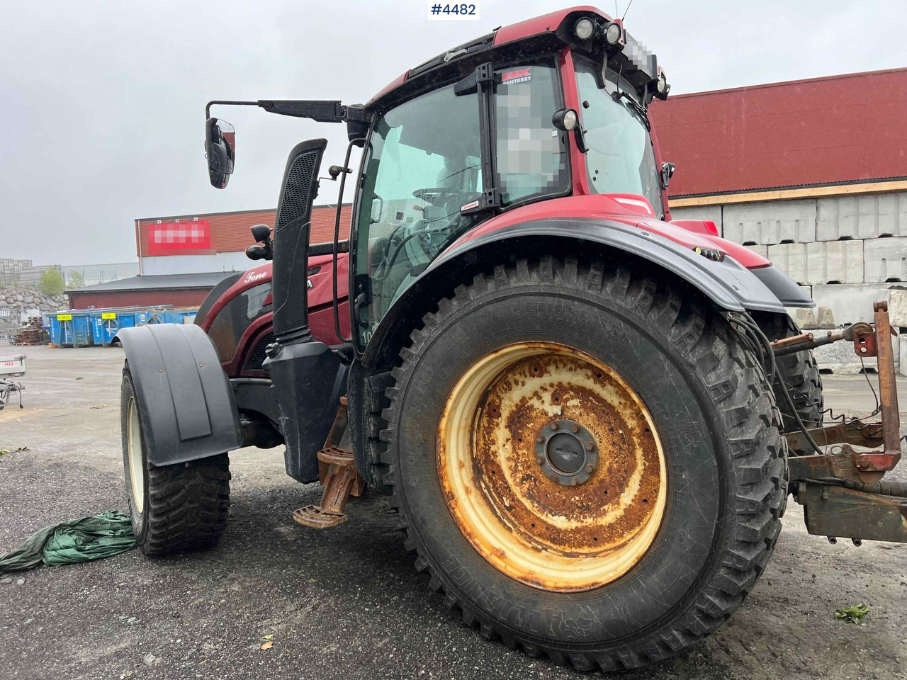 2017 Valtra T234 tractor Plow rigged Tractor w/ 2011 Foss-Eik 5.150 Trailer - Traktor: slika 4 2017 Valtra T234 tractor Plow rigged Tractor w/ 2011 Foss-Eik 5.150 Trailer - Traktor: slika 4