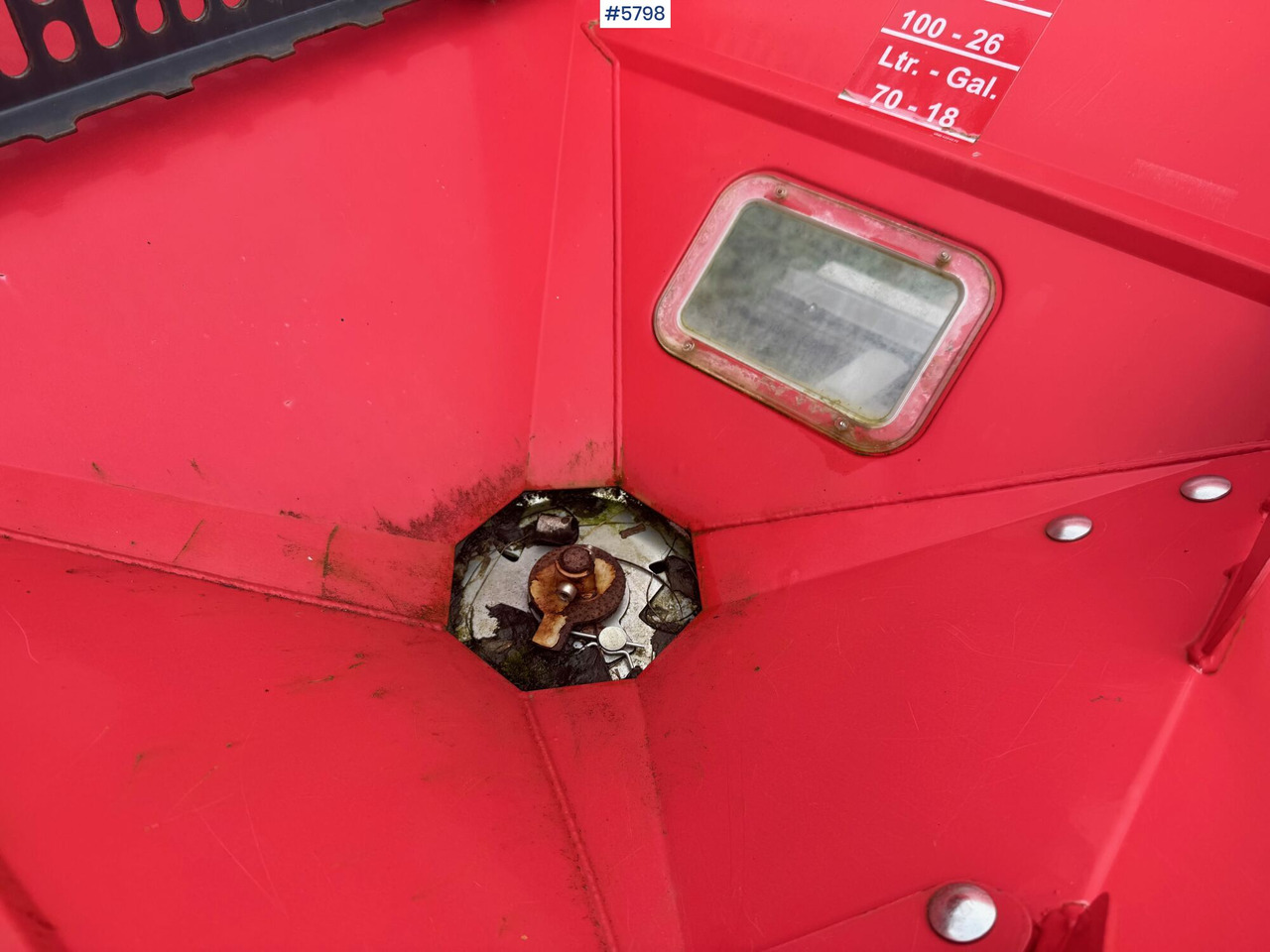 Trosilnik gnojila 2018 Kverneland Manure spreader. Repair project: slika 14 Trosilnik gnojila 2018 Kverneland Manure spreader. Repair project: slika 14