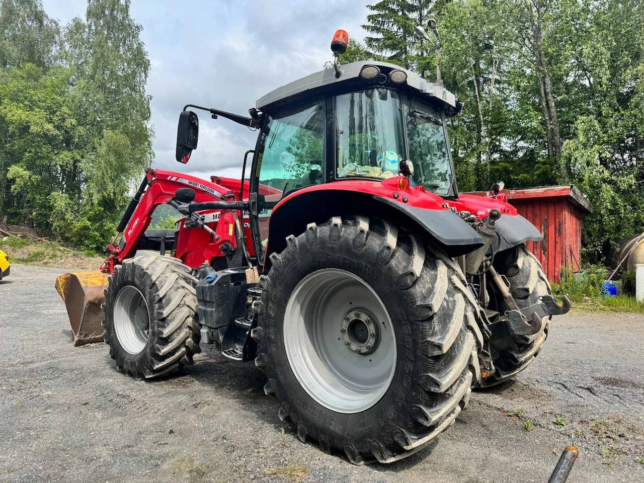 2018 Massey Ferguson 7788 4x4 w/ Front loader and bucket. - Traktor: slika 3 2018 Massey Ferguson 7788 4x4 w/ Front loader and bucket. - Traktor: slika 3