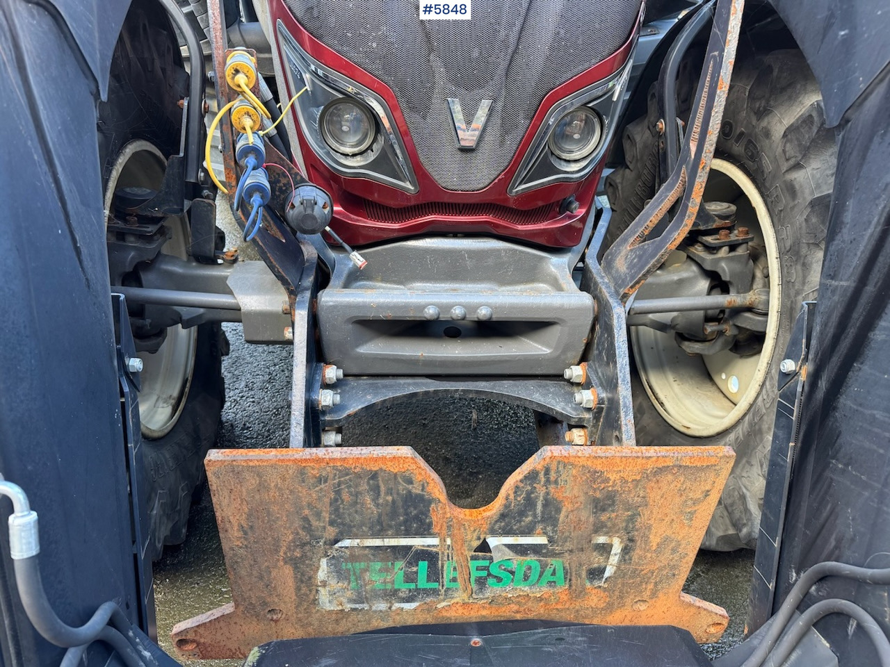 2018 Valtra N174 w/ front loader and plow plate. - Traktor: slika 5 2018 Valtra N174 w/ front loader and plow plate. - Traktor: slika 5