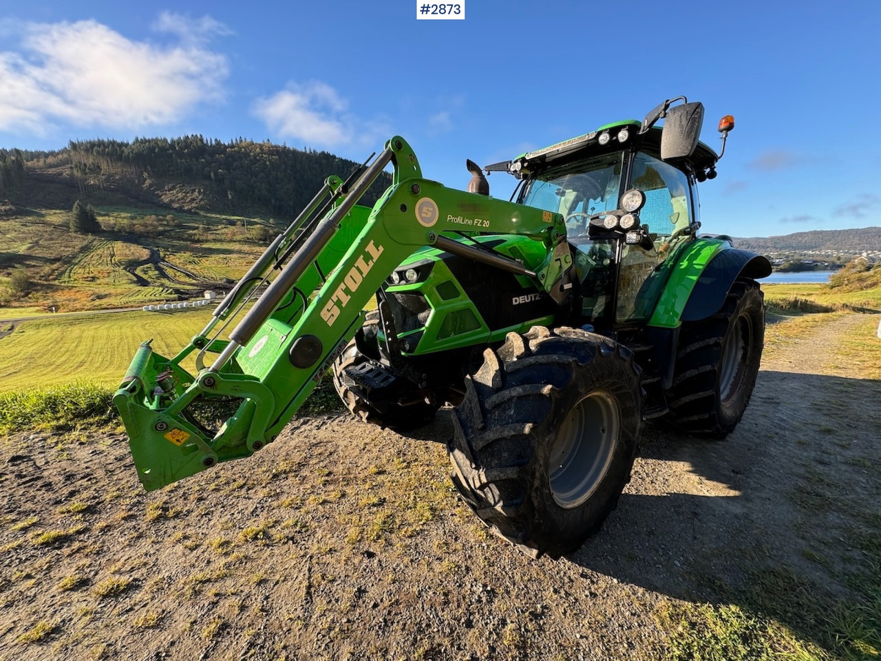 2019 Deutz-Fahr 6120 TV w/front loader and twin wheels - Traktor: slika 1 2019 Deutz-Fahr 6120 TV w/front loader and twin wheels - Traktor: slika 1