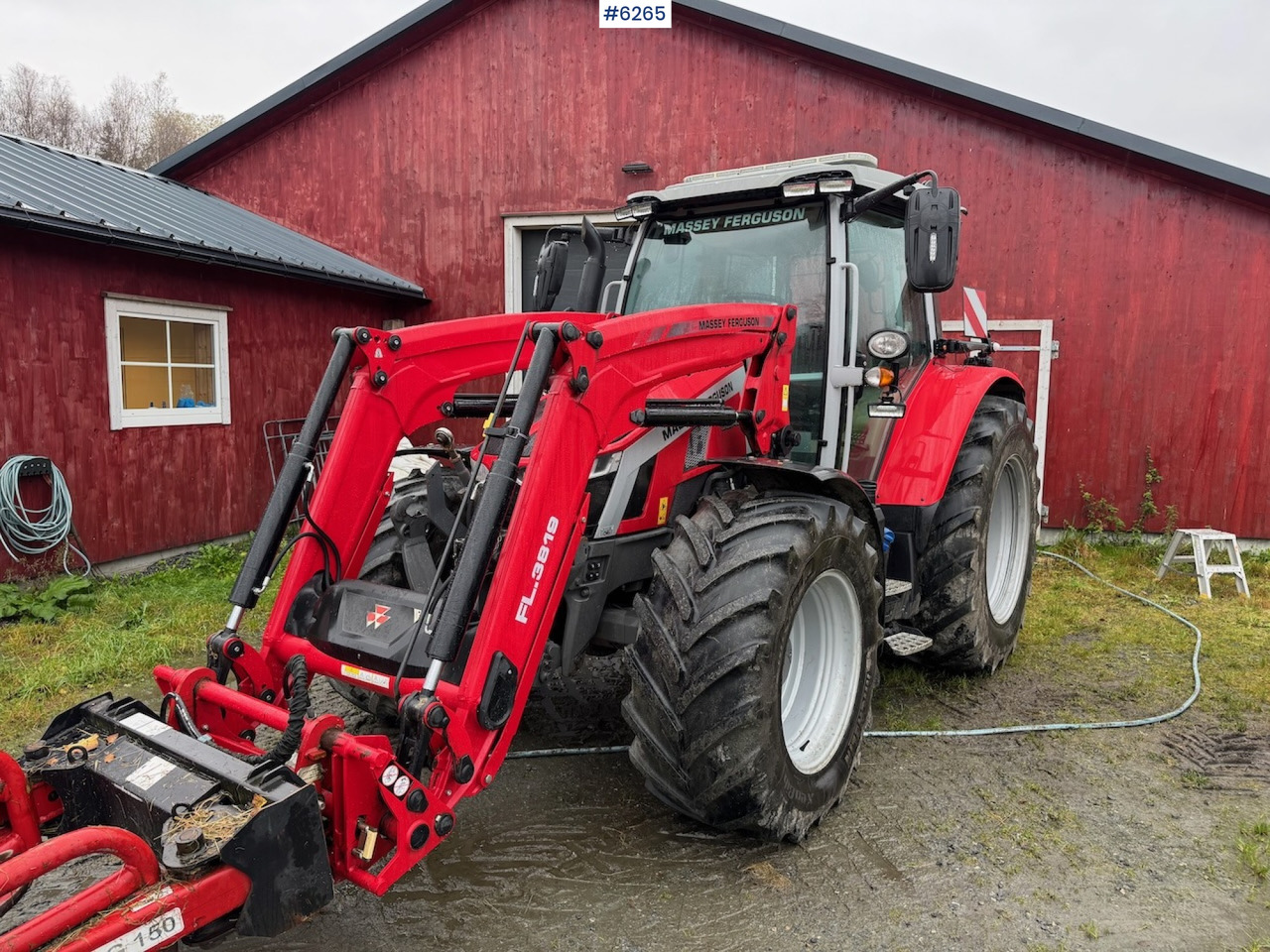 Traktor 2021 Massey Ferguson 5S 145 Exclusive Dyna 6 w/ front loader, front hydraulics and front PTO.: slika 8 Traktor 2021 Massey Ferguson 5S 145 Exclusive Dyna 6 w/ front loader, front hydraulics and front PTO.: slika 8