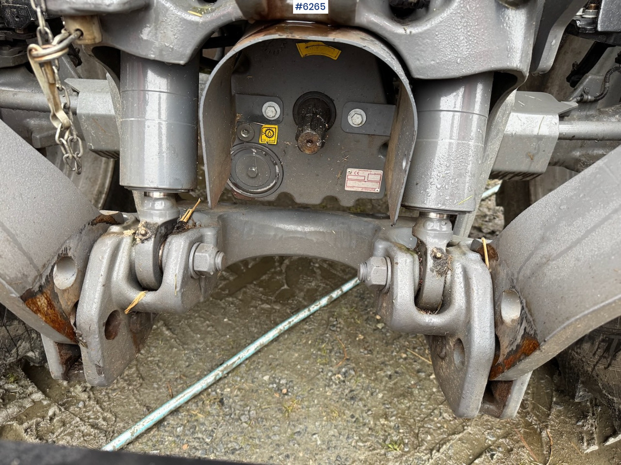 Traktor 2021 Massey Ferguson 5S 145 Exclusive Dyna 6 w/ front loader, front hydraulics and front PTO.: slika 20 Traktor 2021 Massey Ferguson 5S 145 Exclusive Dyna 6 w/ front loader, front hydraulics and front PTO.: slika 20