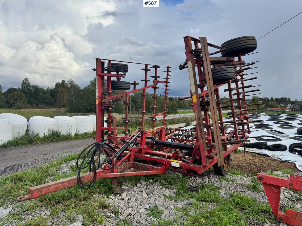 Approx. 1989 Vaderstad harrow, 6.6 m. - Oprema za obdelavo tal: slika 1 Approx. 1989 Vaderstad harrow, 6.6 m. - Oprema za obdelavo tal: slika 1