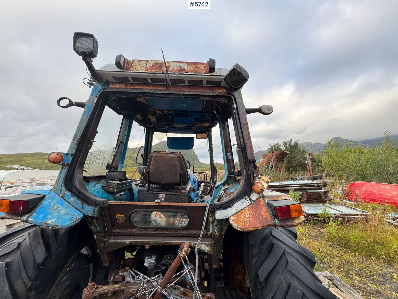 Circa 1987 Ford 7700 with Malm Orstad loader! - Traktor: slika 4 Circa 1987 Ford 7700 with Malm Orstad loader! - Traktor: slika 4