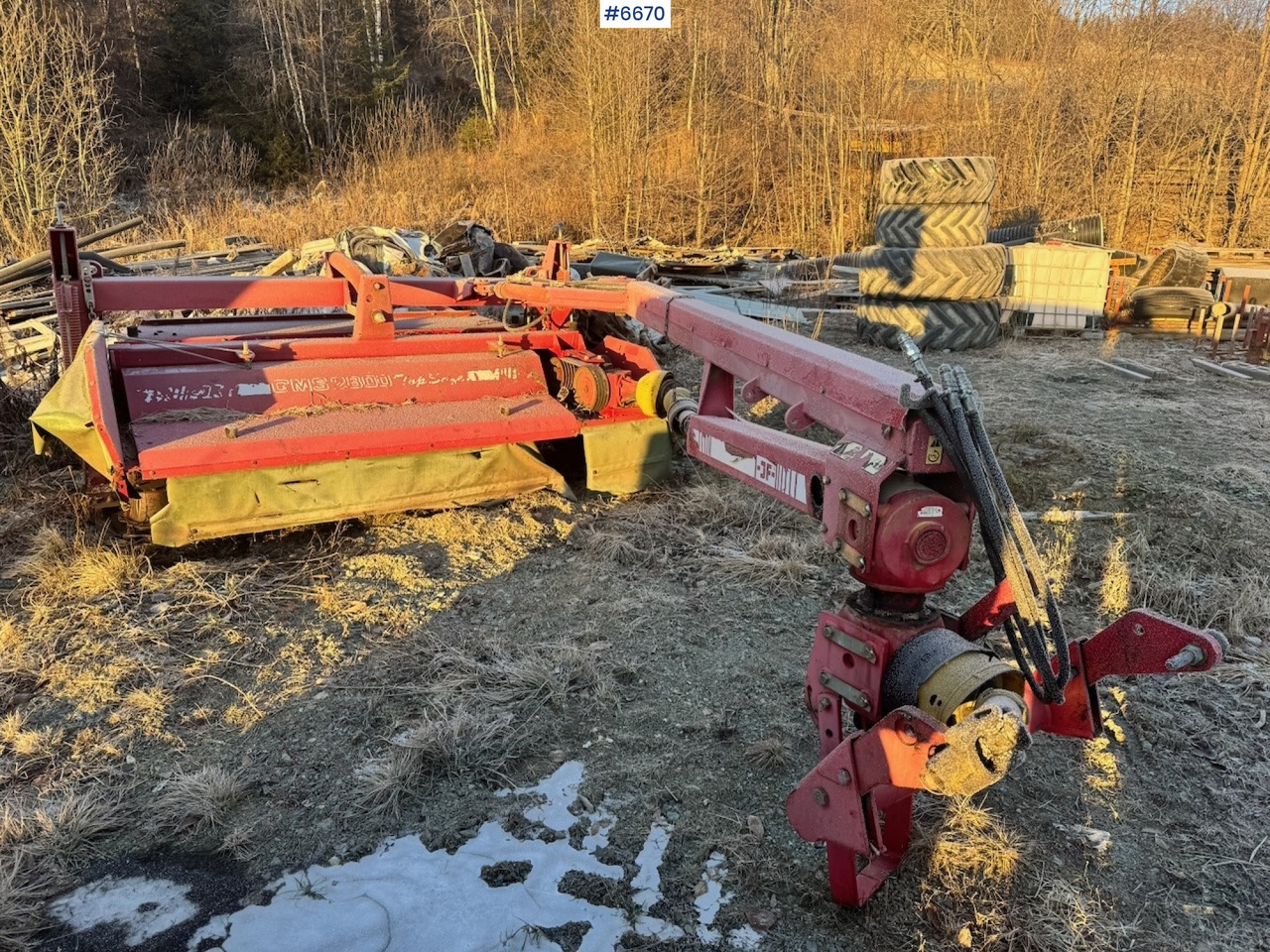 Circa 2003 JF CMS2800 mower. - Kosilnica: slika 1 Circa 2003 JF CMS2800 mower. - Kosilnica: slika 1