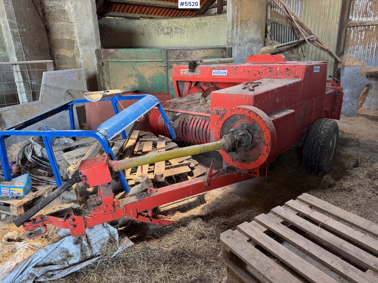 Deutz Fahr Square baler. - Oprema za obračalnike: slika 1 Deutz Fahr Square baler. - Oprema za obračalnike: slika 1