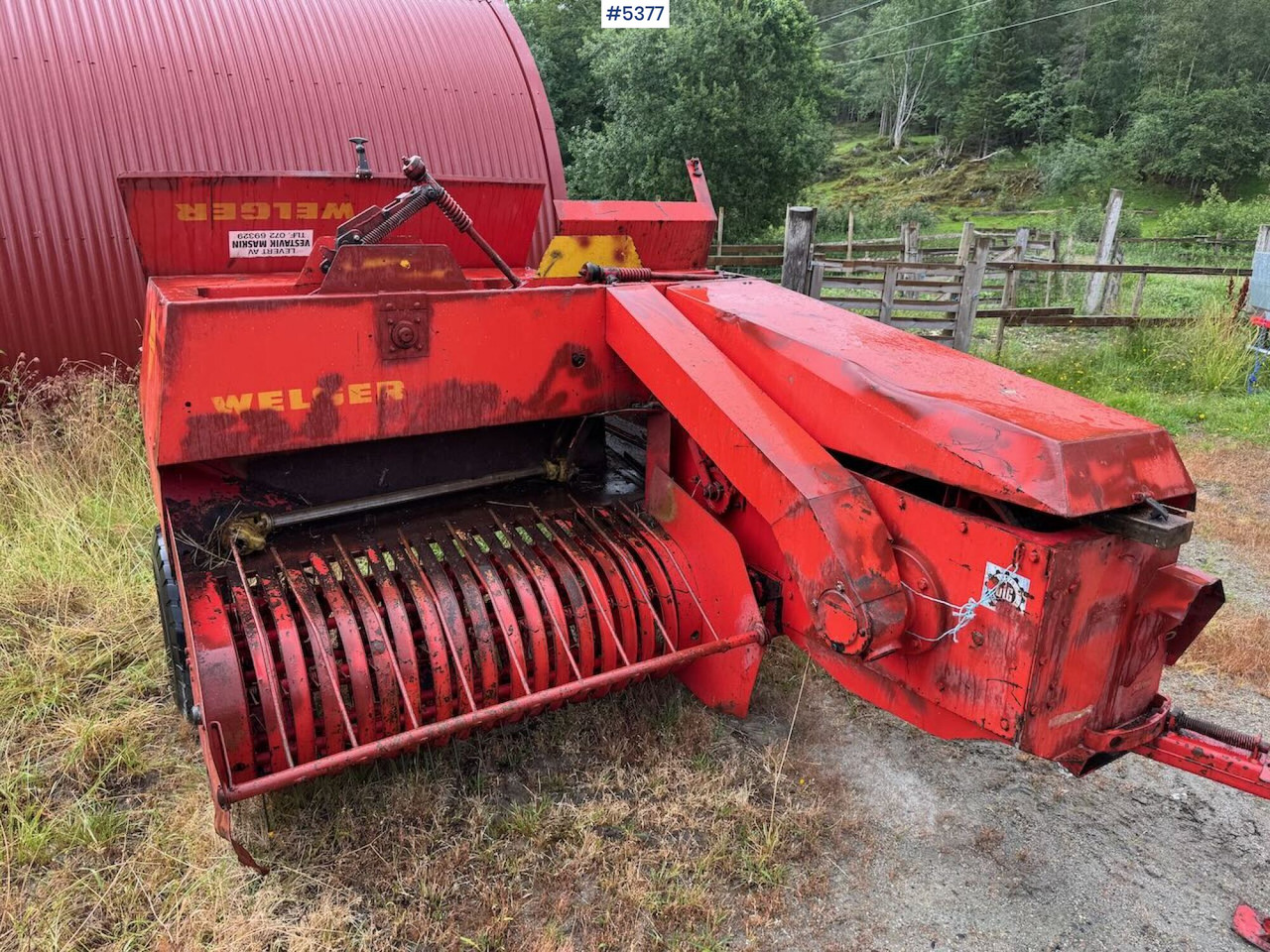 English: Welger AP 45 Square Baler - Oprema za obračalnike: slika 2 English: Welger AP 45 Square Baler - Oprema za obračalnike: slika 2