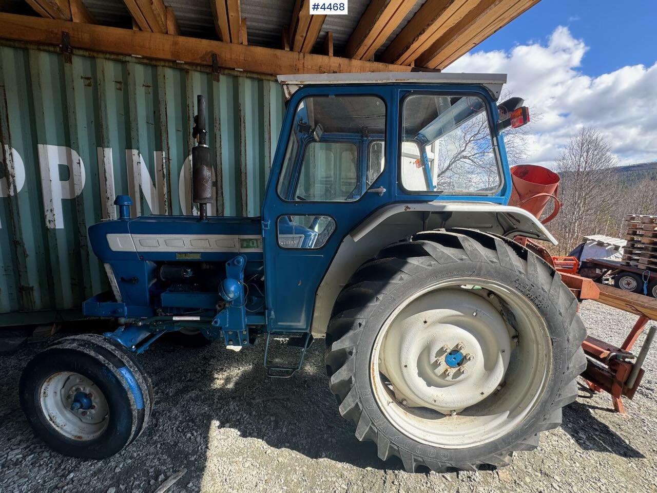 Ford 4000 4x2 - approx. 1970 model - Traktor: slika 3 Ford 4000 4x2 - approx. 1970 model - Traktor: slika 3