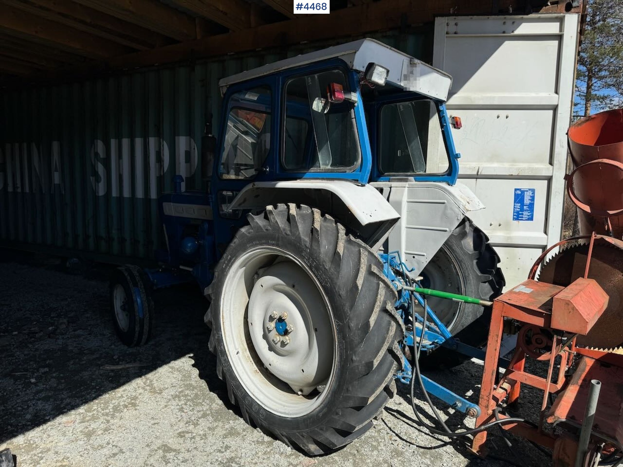 Ford 4000 4x2 - approx. 1970 model - Traktor: slika 4 Ford 4000 4x2 - approx. 1970 model - Traktor: slika 4