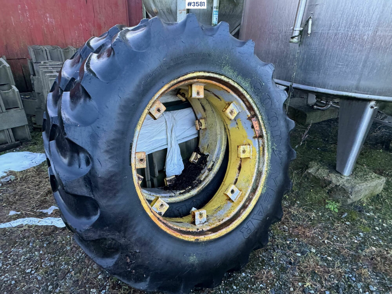 Goodyear wheels - Kompletno kolo: slika 1 Goodyear wheels - Kompletno kolo: slika 1