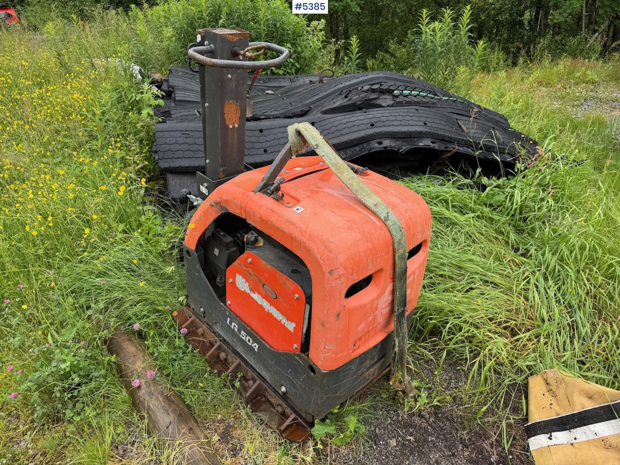 Husqvarna LG 504 Vibrating compactor. - Oprema za obdelavo tal: slika 2 Husqvarna LG 504 Vibrating compactor. - Oprema za obdelavo tal: slika 2