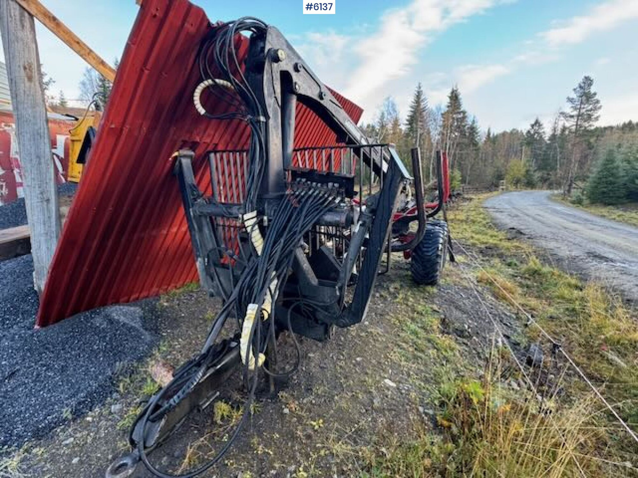 Igland timber trailer with E07 crane - Prikolica za prevoz lesa: slika 5 Igland timber trailer with E07 crane - Prikolica za prevoz lesa: slika 5