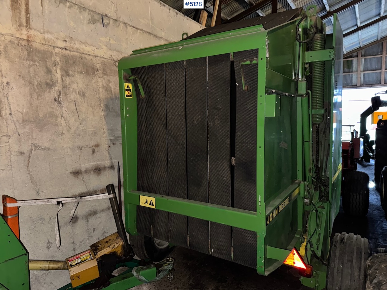 John Deere 550 Round Baler - Oprema za obračalnike: slika 1 John Deere 550 Round Baler - Oprema za obračalnike: slika 1