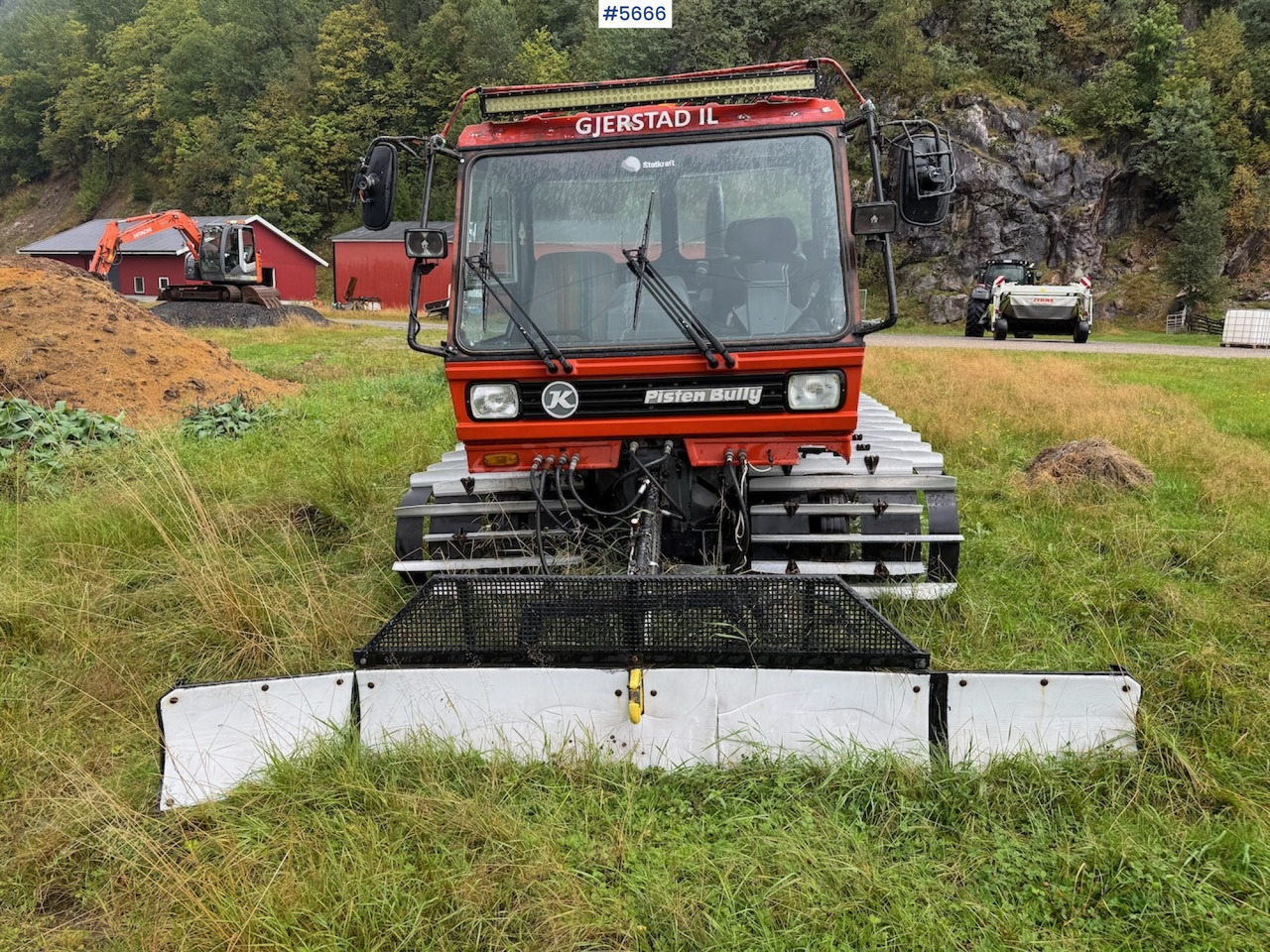 1994 Pisten Bully 150D w/ track layer and milling machine - Komunalno/ Posebno vozilo: slika 5 1994 Pisten Bully 150D w/ track layer and milling machine - Komunalno/ Posebno vozilo: slika 5
