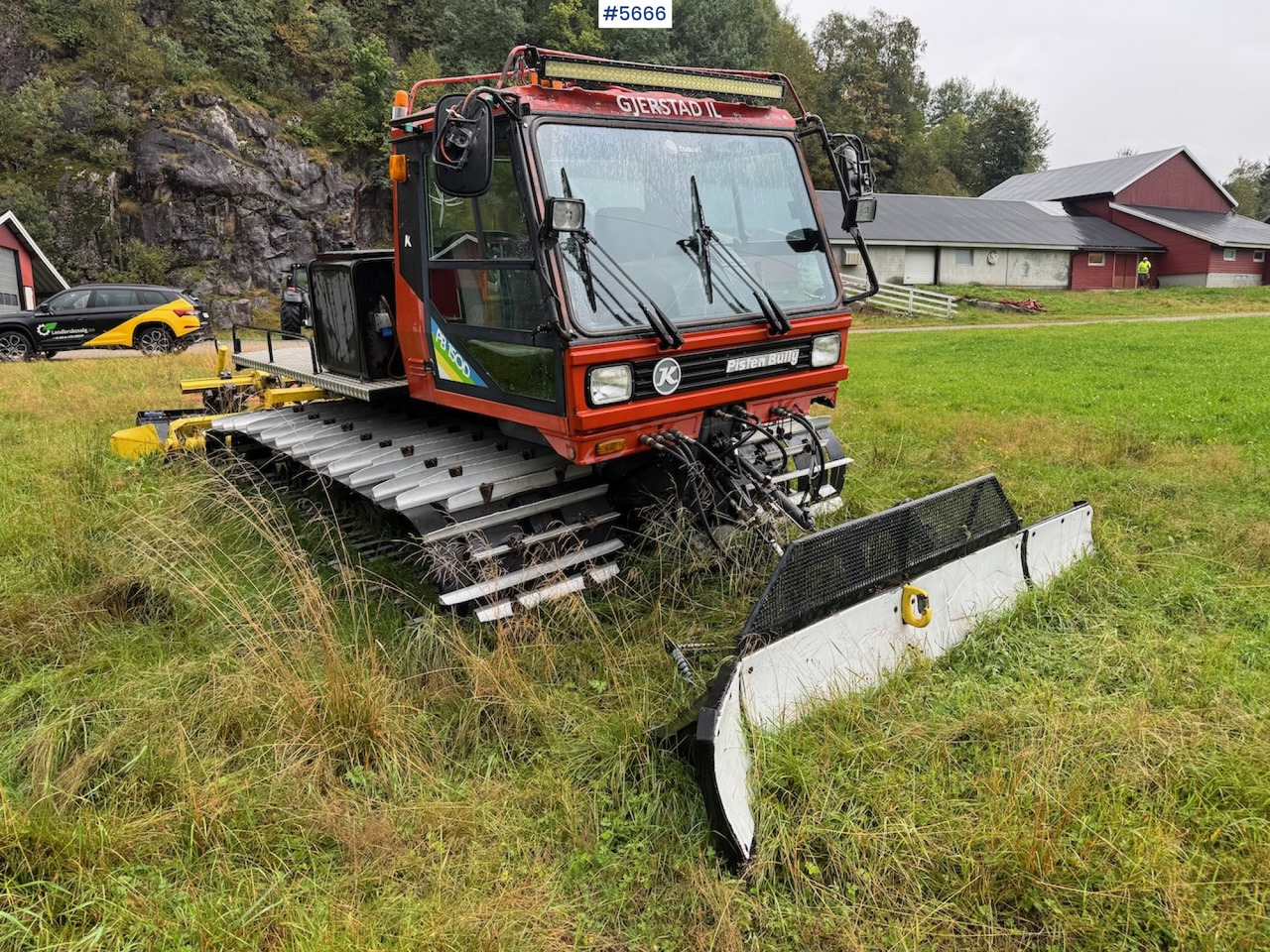1994 Pisten Bully 150D w/ track layer and milling machine - Komunalno/ Posebno vozilo: slika 4 1994 Pisten Bully 150D w/ track layer and milling machine - Komunalno/ Posebno vozilo: slika 4