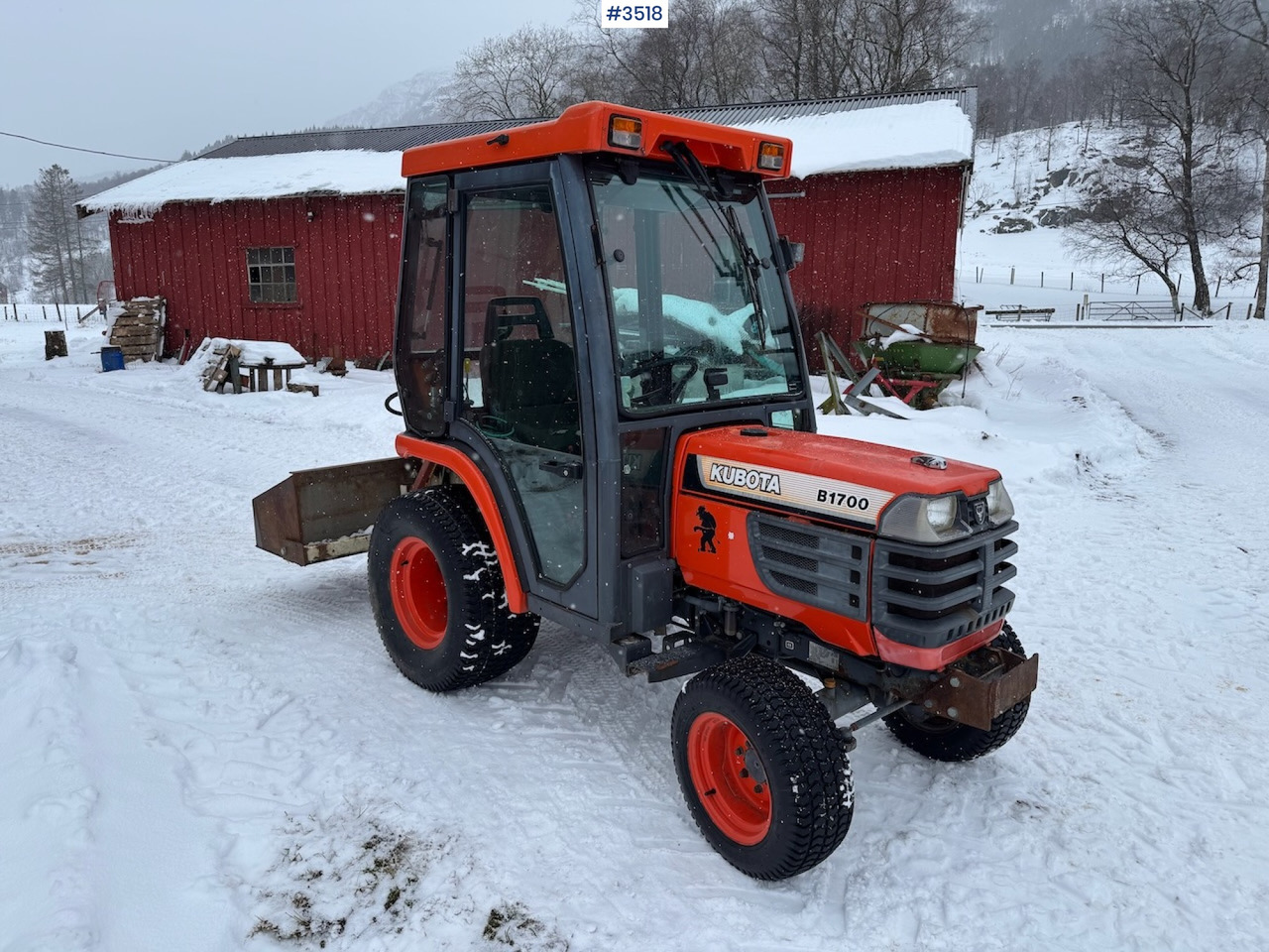 Kubota B1700 with low hours and some extra equipment - Traktor: slika 3 Kubota B1700 with low hours and some extra equipment - Traktor: slika 3