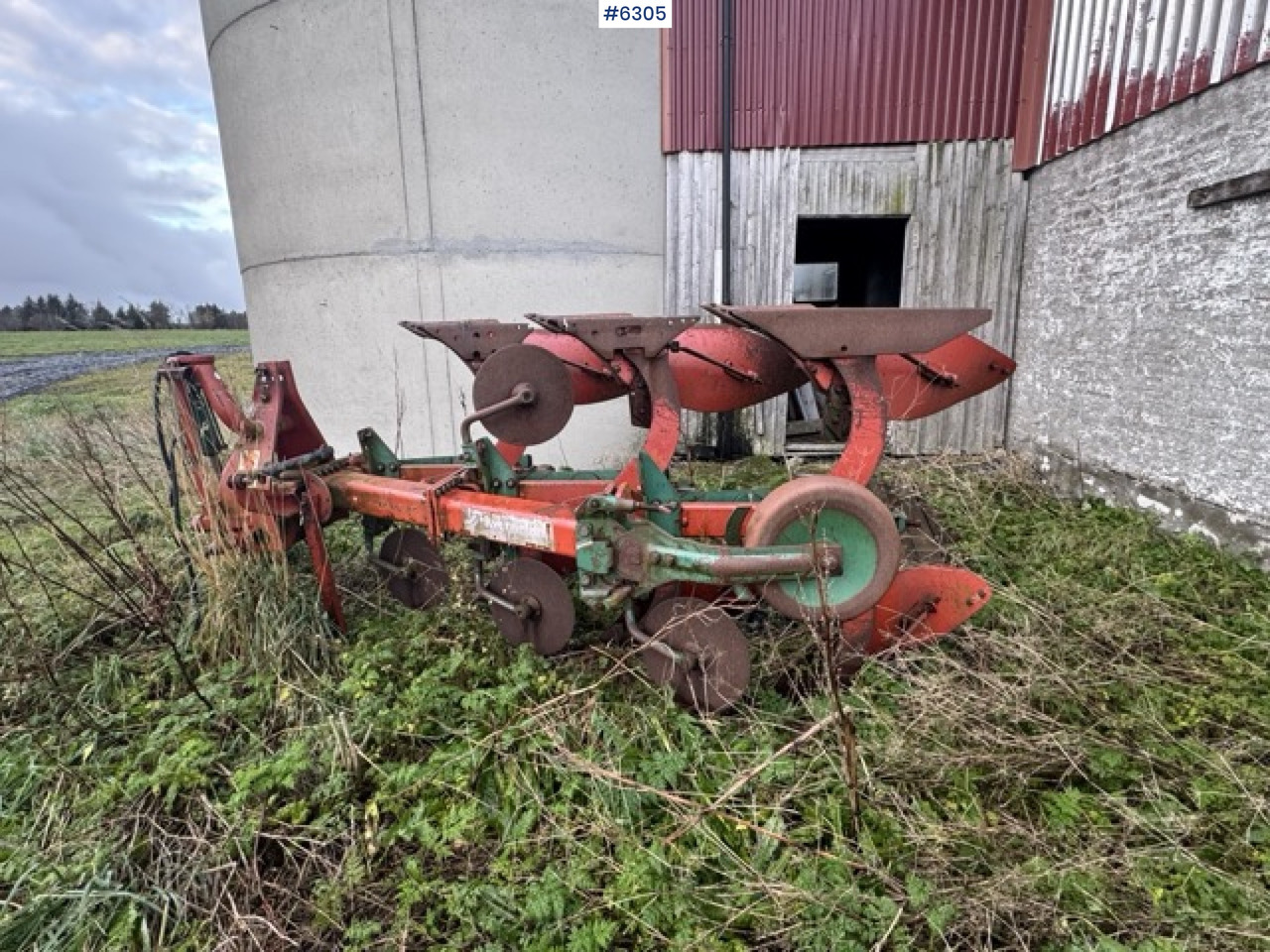 Kverneland 3-furrow reversible plough - Oprema za obdelavo tal: slika 1 Kverneland 3-furrow reversible plough - Oprema za obdelavo tal: slika 1