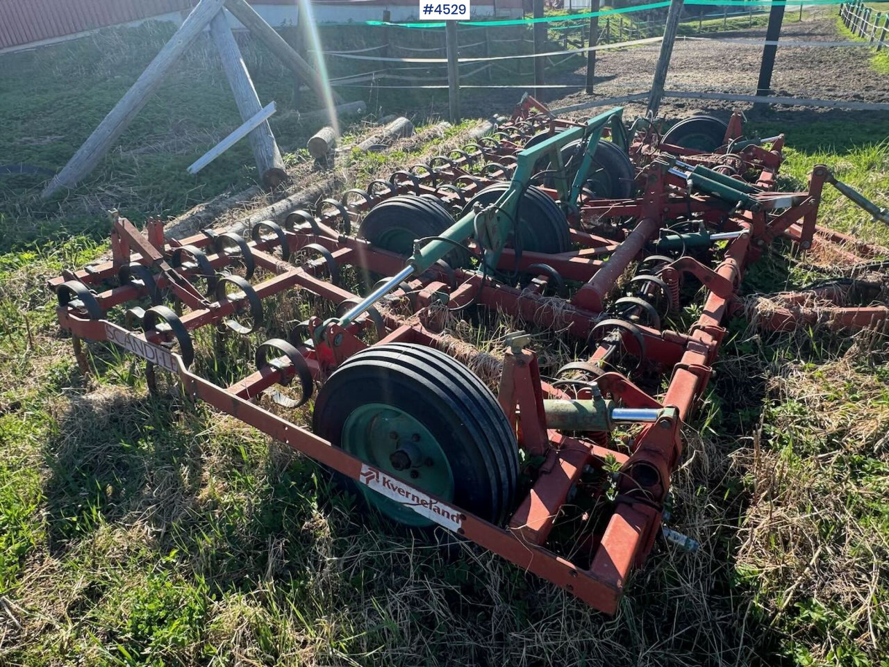 Kverneland Harrow - Oprema za obdelavo tal: slika 4 Kverneland Harrow - Oprema za obdelavo tal: slika 4