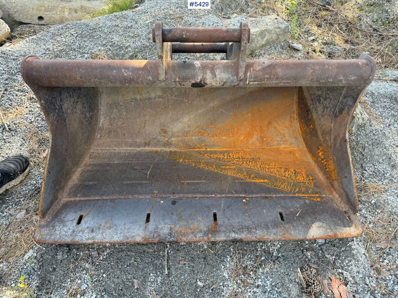 Sanding bucket w/ S50 attachment - Žlica za bager: slika 2 Sanding bucket w/ S50 attachment - Žlica za bager: slika 2