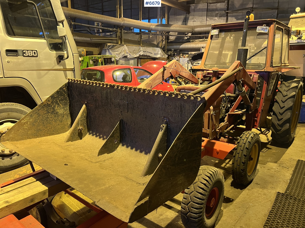 Volvo T430K traktor m/ frontlaster og skuffe - Traktor: slika 5 Volvo T430K traktor m/ frontlaster og skuffe - Traktor: slika 5